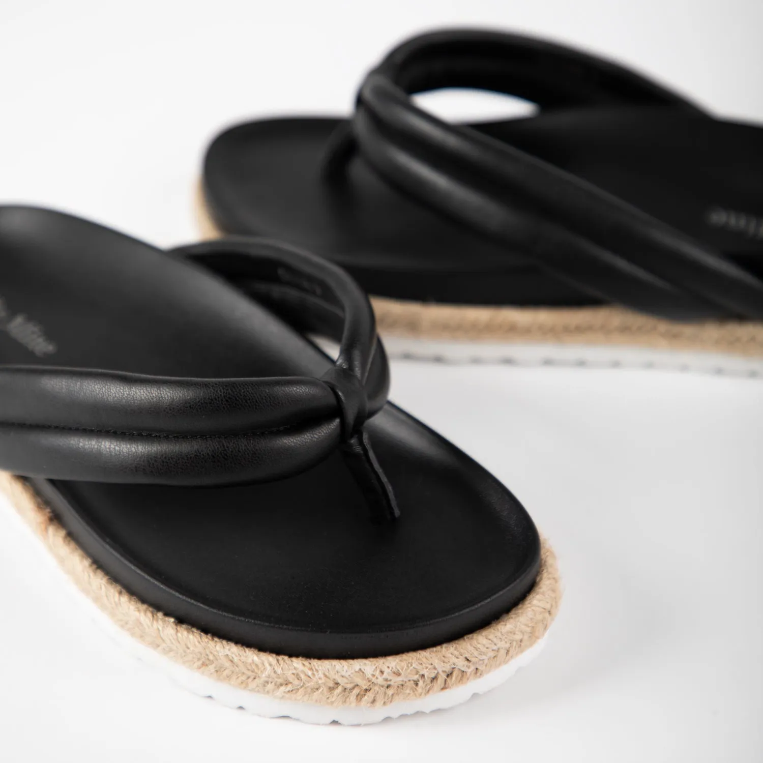 RAID Calvine Wide Fit Flat Sandals in Black