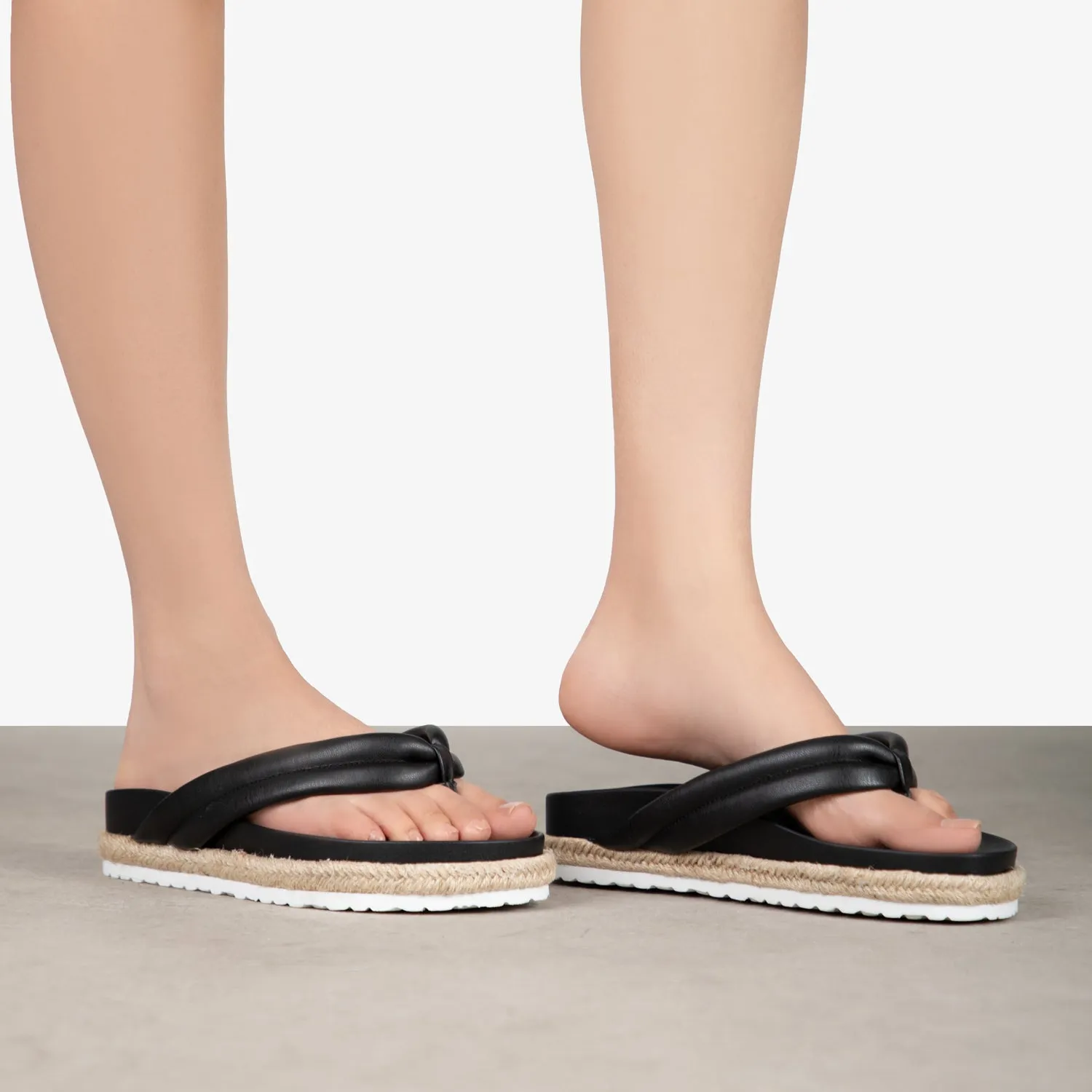 RAID Calvine Wide Fit Flat Sandals in Black