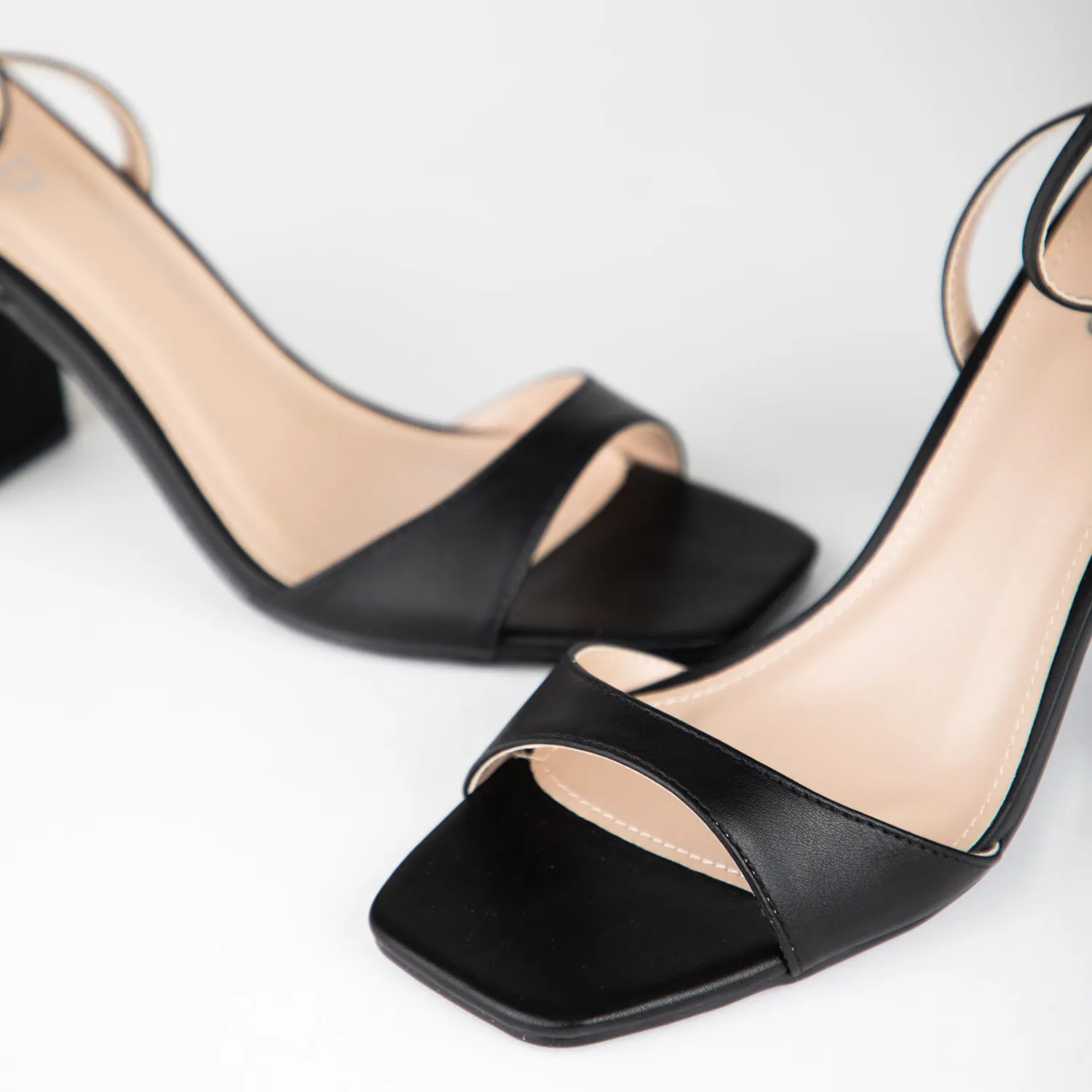 RAID Wink Block Heeled Sandals in Black